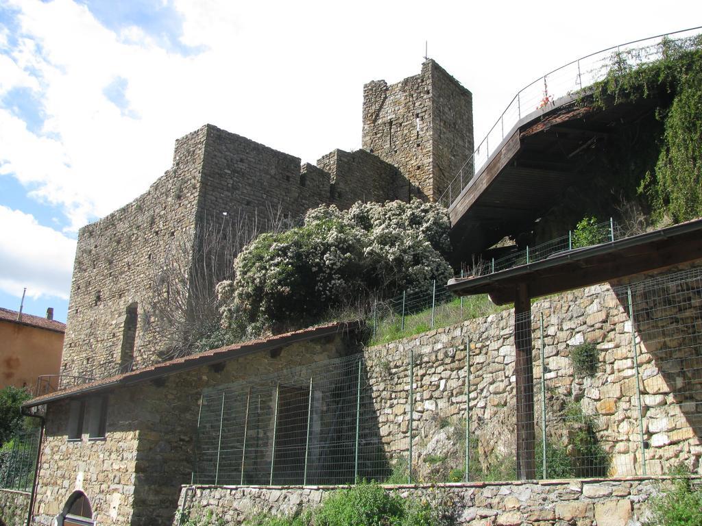 Casa Med Holiday Home Isolabona Eksteriør bilde