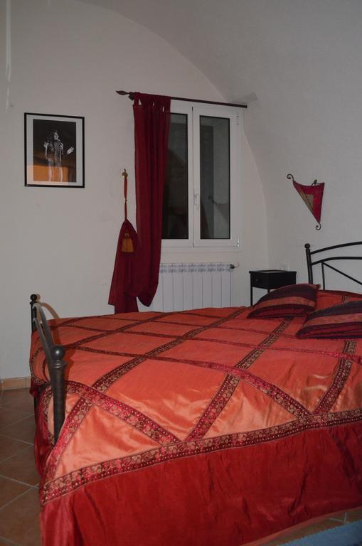 Casa Med Holiday Home Isolabona Eksteriør bilde